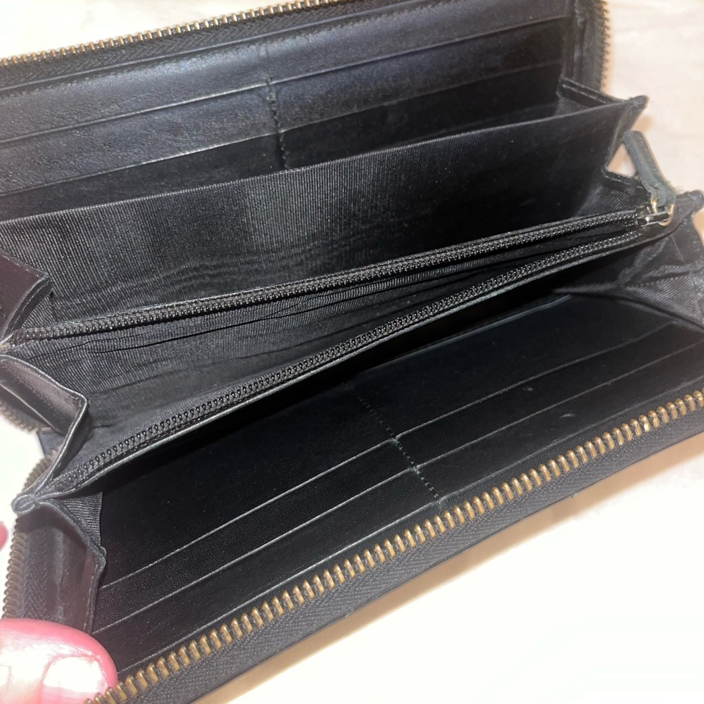 Gucci Marmont Calfskin Matelasse Zippy Wallet 🔥 - Picture 3 of 12